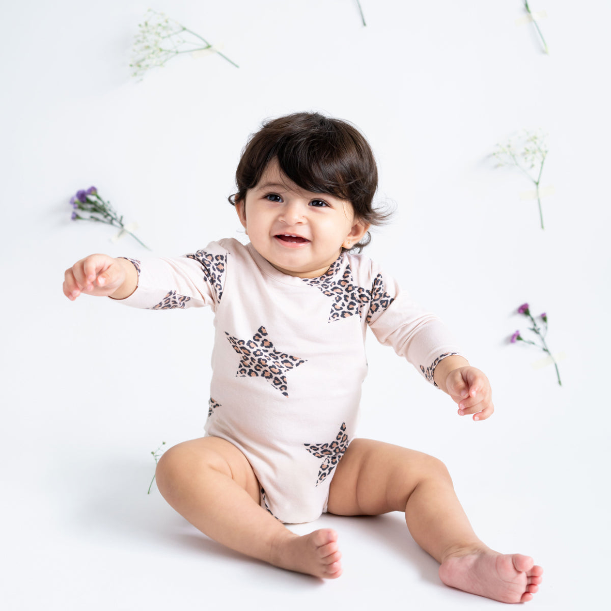 Girls' Long-Sleeve Farm Bodysuit (Infant)