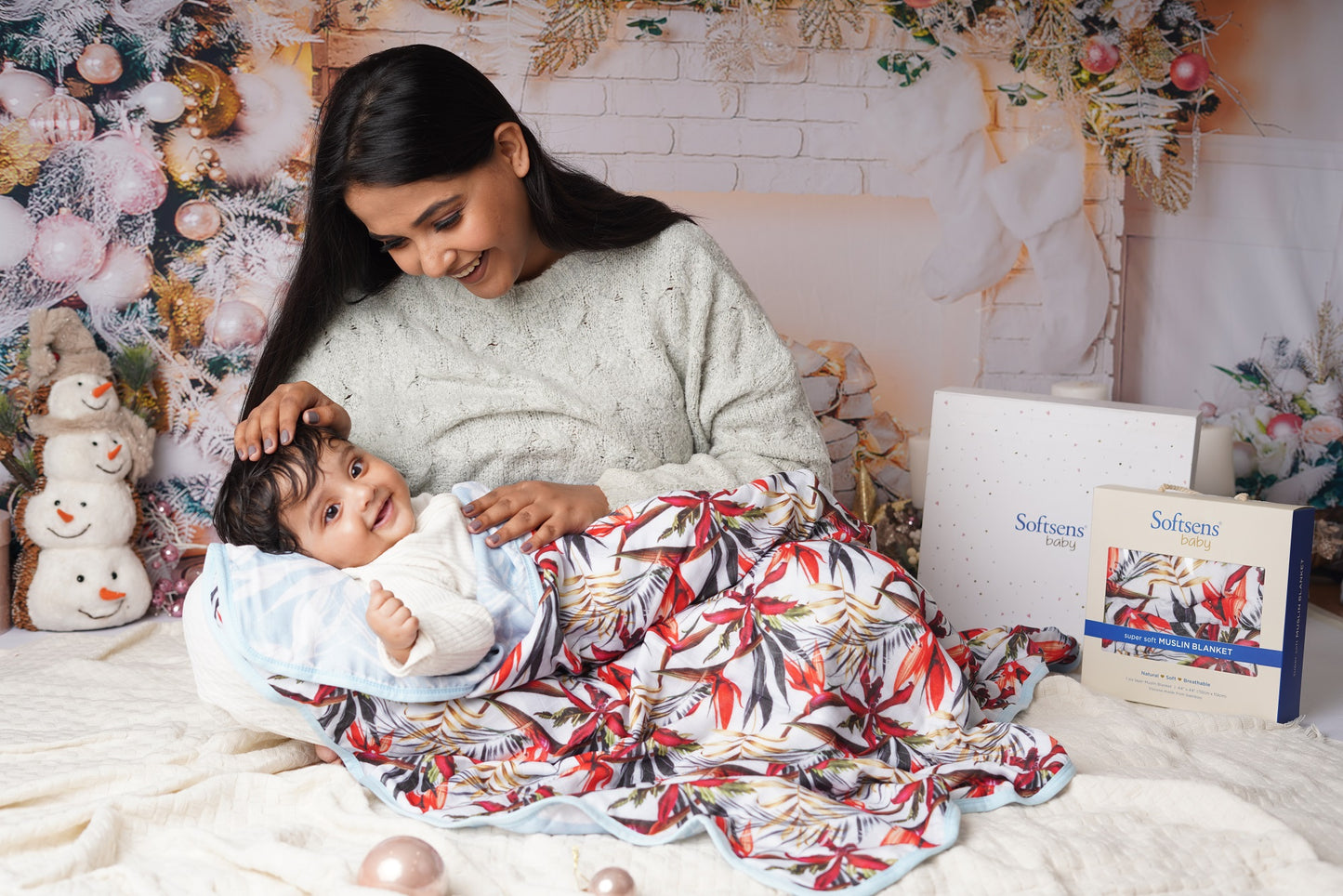 Safari Dreams Reversible 6 layer Blanket Super Soft Muslin Safari Dreams Reversible 6 layer Blanket Super Soft Muslin